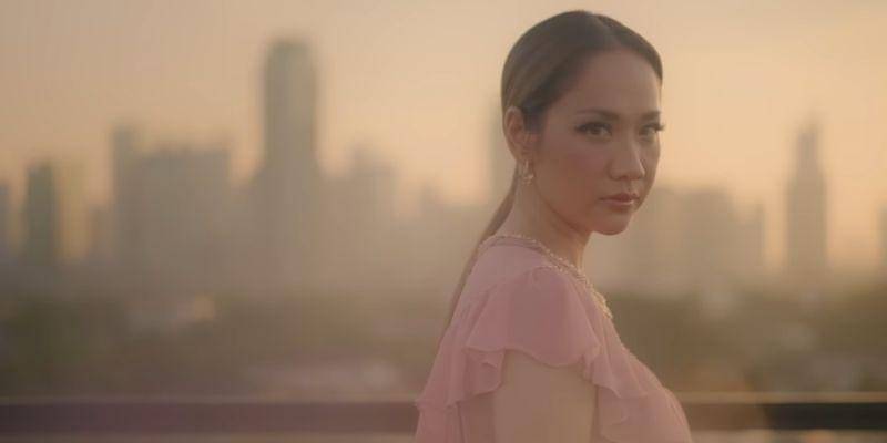 YouTube.com/IT'S ME BCL